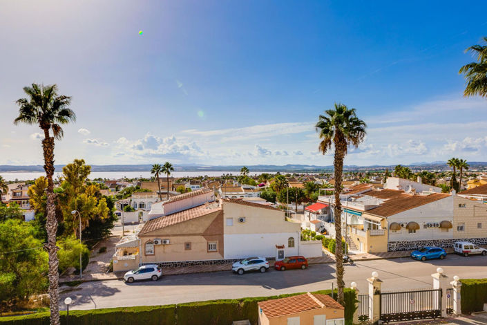 Image No.3-Appartement de 3 chambres à vendre à Torrevieja