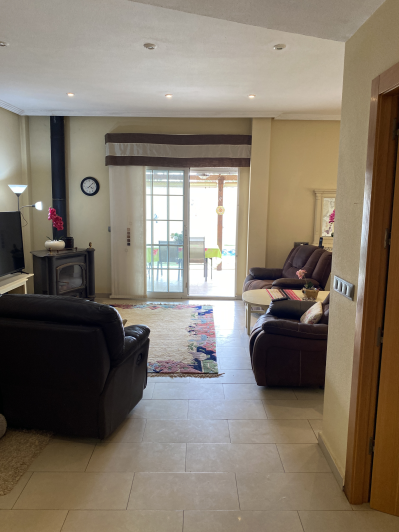 Image No.10-3 Bed Villa for sale