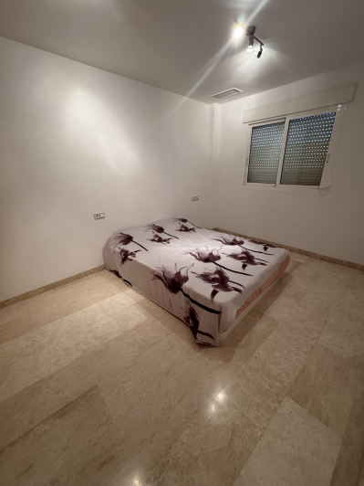 Image No.24-3 Bed Apartment for sale