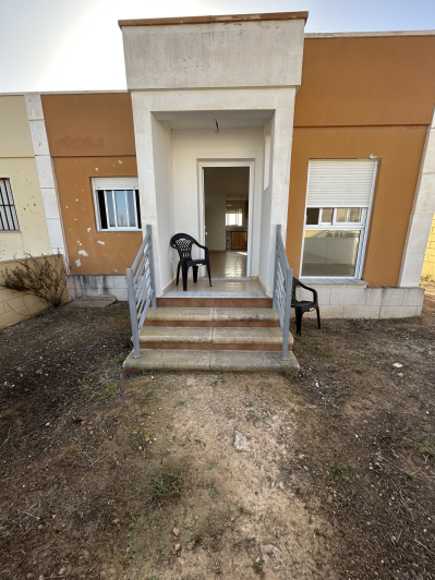 Image No.9-2 Bed Semi-Detached for sale