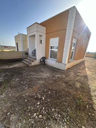 Image No.10-2 Bed Semi-Detached for sale