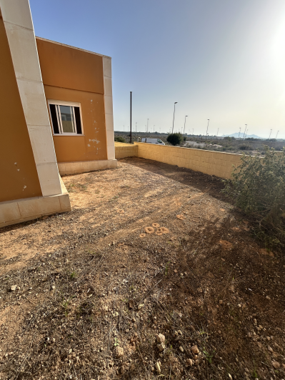 Image No.18-2 Bed Semi-Detached for sale