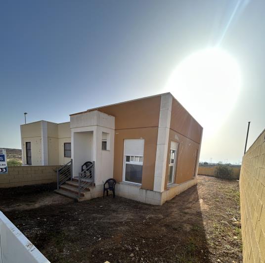 Image No.12-2 Bed Semi-Detached for sale