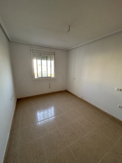 Image No.31-2 Bed Semi-Detached for sale