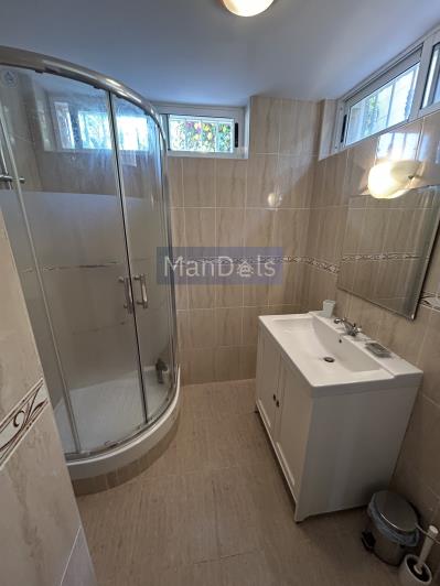 Image No.41-5 Bed Villa / Detached for sale