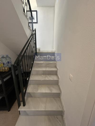 Image No.32-5 Bed Villa / Detached for sale