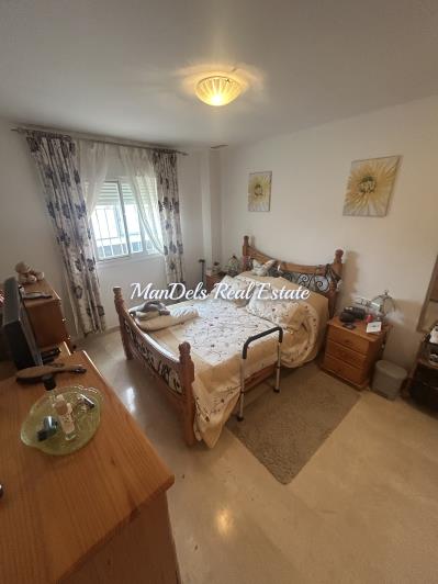 Image No.25-3 Bed Apartment for sale