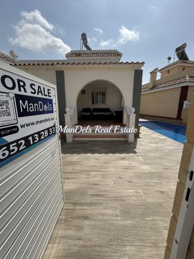 Image No.4-5 Bed Villa / Detached for sale