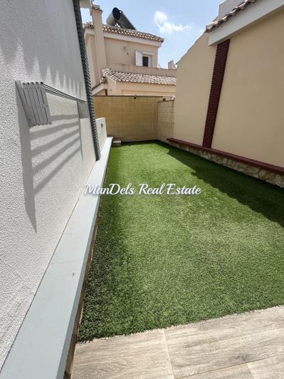 Image No.15-5 Bed Villa / Detached for sale