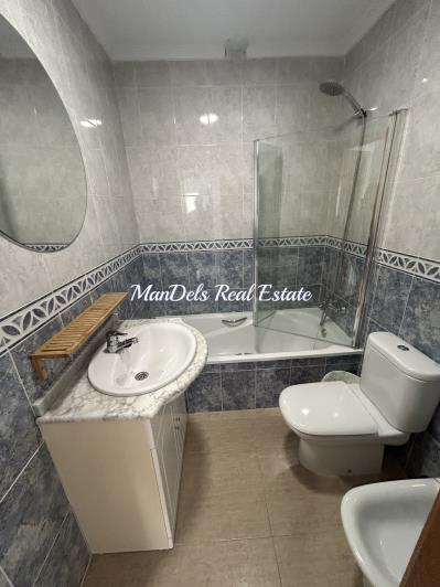 Image No.35-5 Bed Villa / Detached for sale