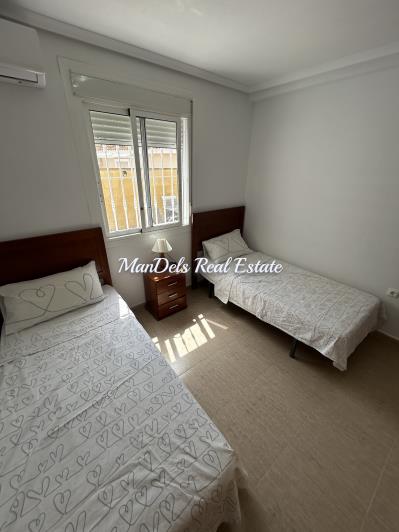 Image No.37-5 Bed Villa / Detached for sale