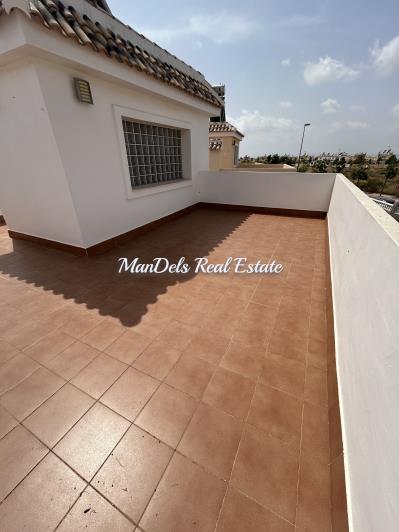 Image No.56-5 Bed Villa / Detached for sale