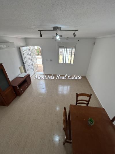 Image No.16-2 Bed Semi-Detached for sale