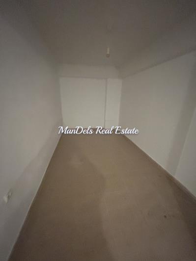 Image No.33-2 Bed Semi-Detached for sale