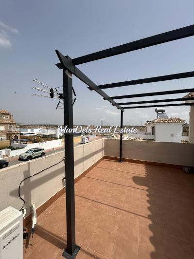 Image No.41-2 Bed Semi-Detached for sale