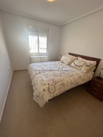 Image No.15-2 Bed Semi-Detached for sale