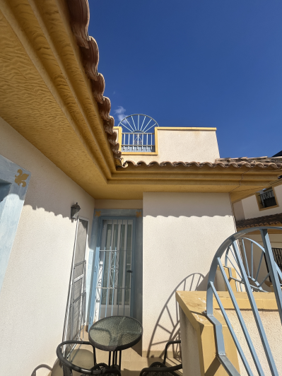 Image No.23-3 Bed Townhouse for sale