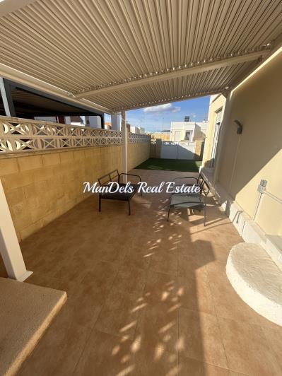 Image No.25-2 Bed Semi-Detached for sale