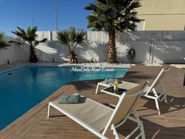 PHOTO-2025-10-21-19-11-44-10