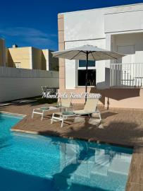 PHOTO-2025-10-21-19-11-44-20