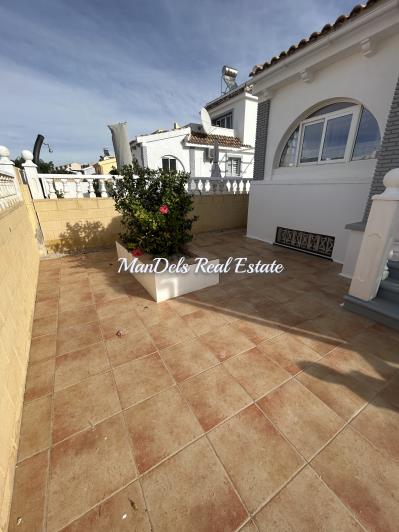 Image No.4-Villa / Détaché de 2 chambres à vendre à Sierra Golf