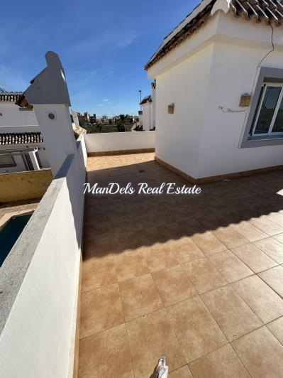 Image No.54-4 Bed Villa / Detached for sale