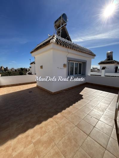 Image No.51-4 Bed Villa / Detached for sale