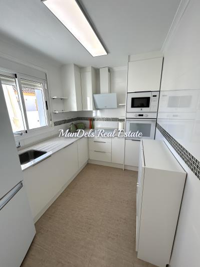 Image No.25-4 Bed Villa / Detached for sale