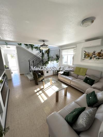 Image No.17-4 Bed Villa / Detached for sale