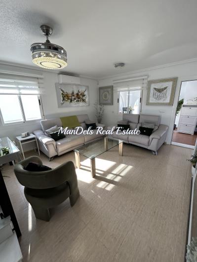 Image No.20-4 Bed Villa / Detached for sale