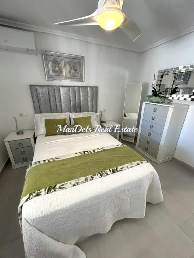 Image No.22-4 Bed Villa / Detached for sale