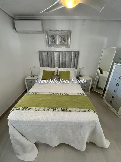 Image No.23-4 Bed Villa / Detached for sale