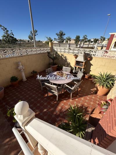 Image No.8-2 Bed Villa / Detached for sale