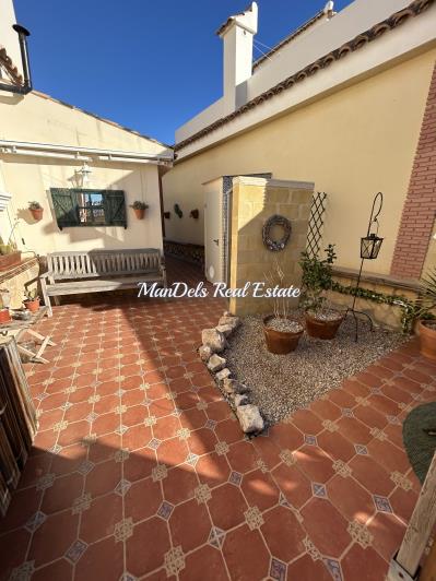 Image No.11-2 Bed Villa / Detached for sale