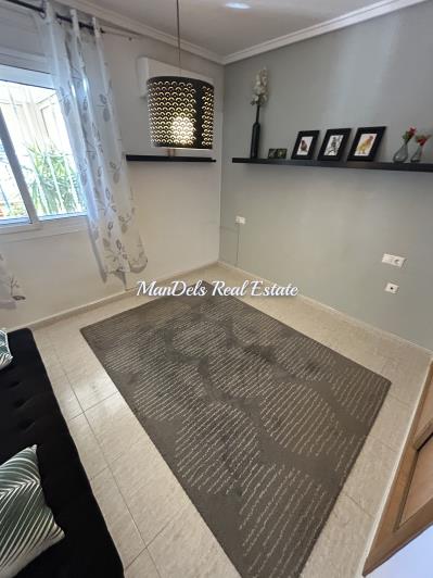 Image No.27-2 Bed Villa / Detached for sale