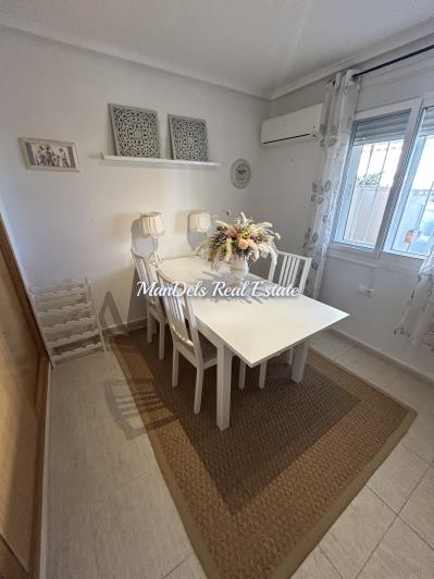 Image No.32-2 Bed Villa / Detached for sale