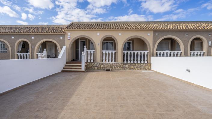 Image No.2-2 Bed Bungalow for sale