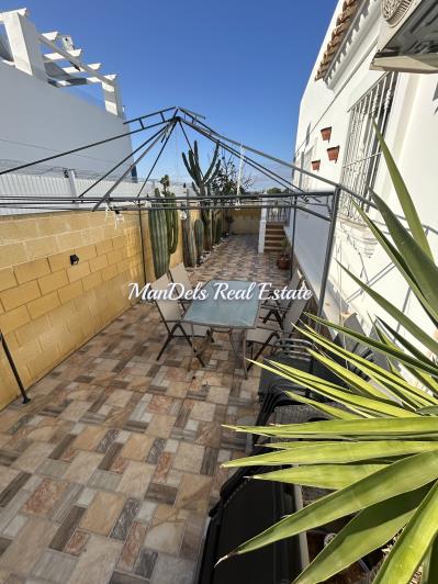 Image No.6-4 Bed Villa / Detached for sale