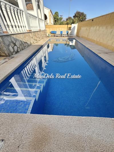 Image No.7-4 Bed Villa / Detached for sale