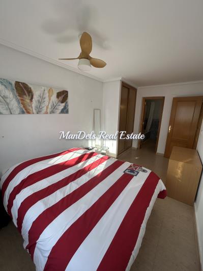 Image No.21-4 Bed Villa / Detached for sale