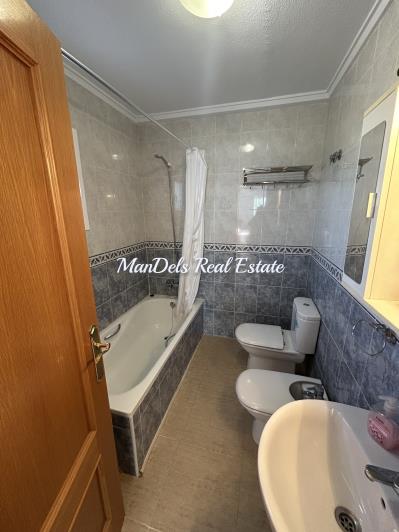 Image No.22-4 Bed Villa / Detached for sale