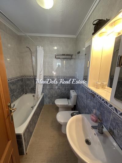 Image No.23-4 Bed Villa / Detached for sale