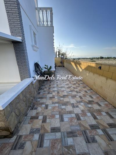 Image No.38-4 Bed Villa / Detached for sale