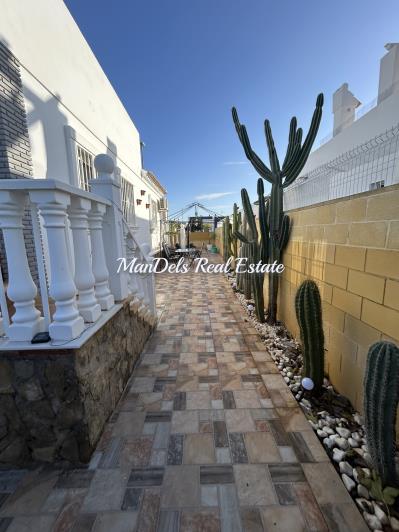 Image No.41-4 Bed Villa / Detached for sale