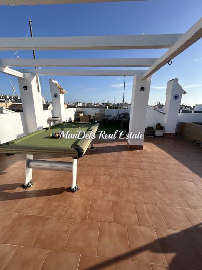 Image No.44-4 Bed Villa / Detached for sale