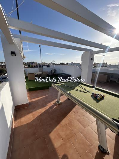 Image No.45-4 Bed Villa / Detached for sale