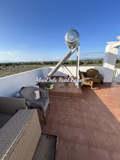 Image No.47-4 Bed Villa / Detached for sale