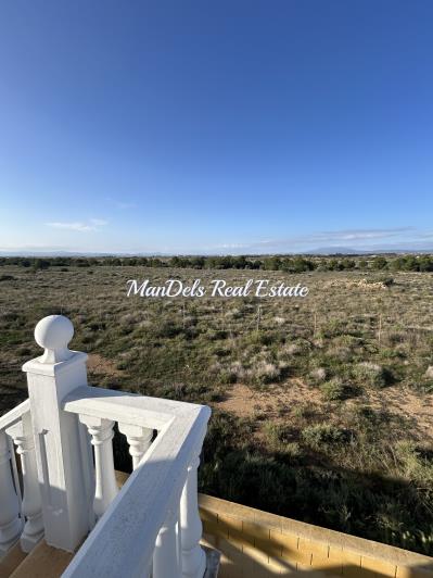 Image No.51-4 Bed Villa / Detached for sale