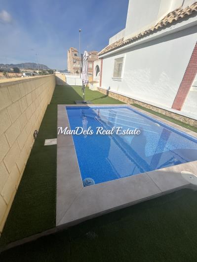 Image No.11-2 Bed Semi-Detached for sale