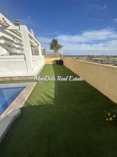 Image No.12-2 Bed Semi-Detached for sale